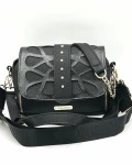 Laura Biaggi damska torebka listonoszka czarna – ekoskóra, złote detale, 2 paski