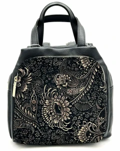 Plecak damski Chiara czarny elegancki z ozdobną kieszenią miejski