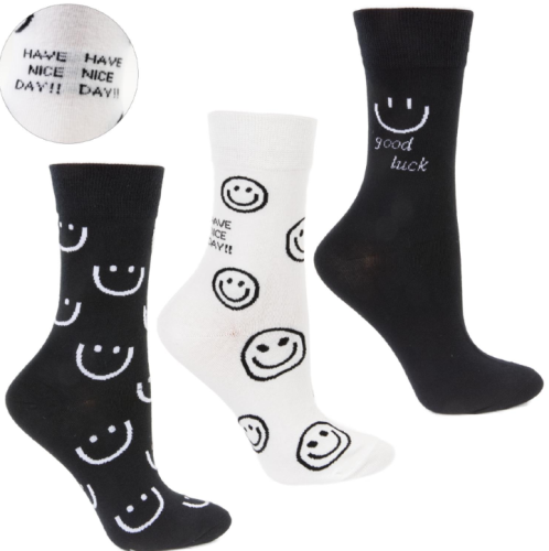 Trzy pary kolorowych długich skarpet Moraj z nadrukiem – widok zestawu