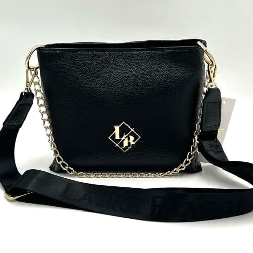 Czarna torebka Laura Biaggi z łańcuszkiem i logiem marki