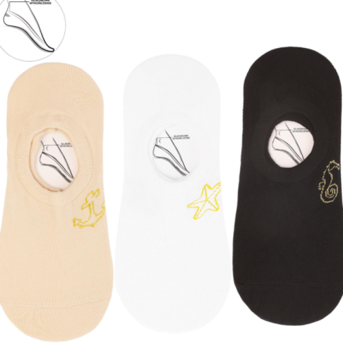 Trzy pary damskich bawełnianych stopek Moraj z morskim motywem – białe, beżowe i czarne w rozmiarze 38–41