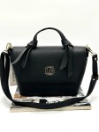 Laura Biaggi damska torebka kuferek czarna z lakierowanymi akcentami