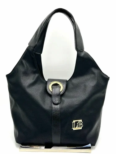 Czarna shopperka Laura Biaggi z eleganckim paskiem i złotym kółkiem – widok z przodu